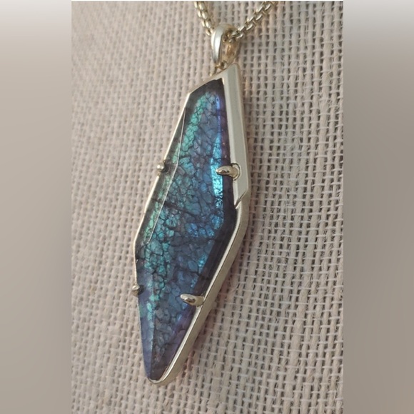 Kendra Scott Beatrice Necklace - Picture 4 of 11